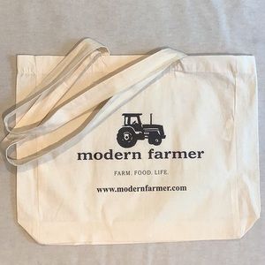 Vitronic: BAG (Tote) - Natural - 18”Wx13” Lx3” D - 100% Cotton - Modern